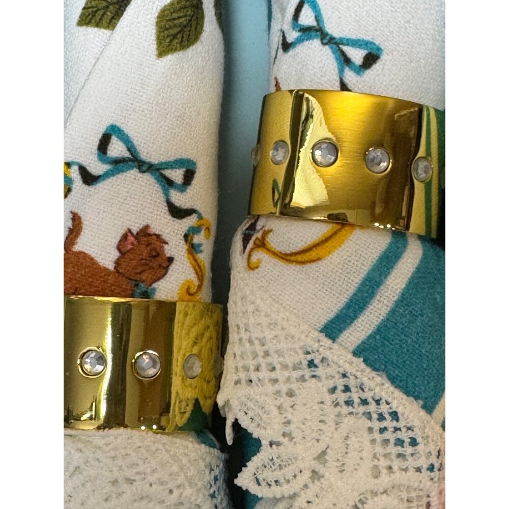 Disney Aristocats Napkin Gold Rings & Lace Accents Anna Sui Collaboration NIB - Picture 7 of 11